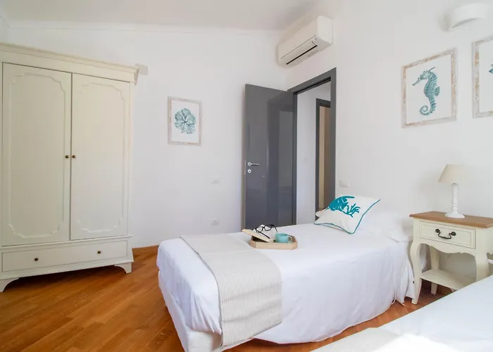 Ermes By Portofinohomes Lägenhet