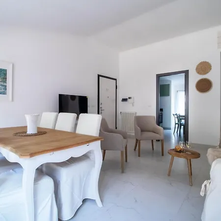 Апартаменты Ermes By Portofinohomes *